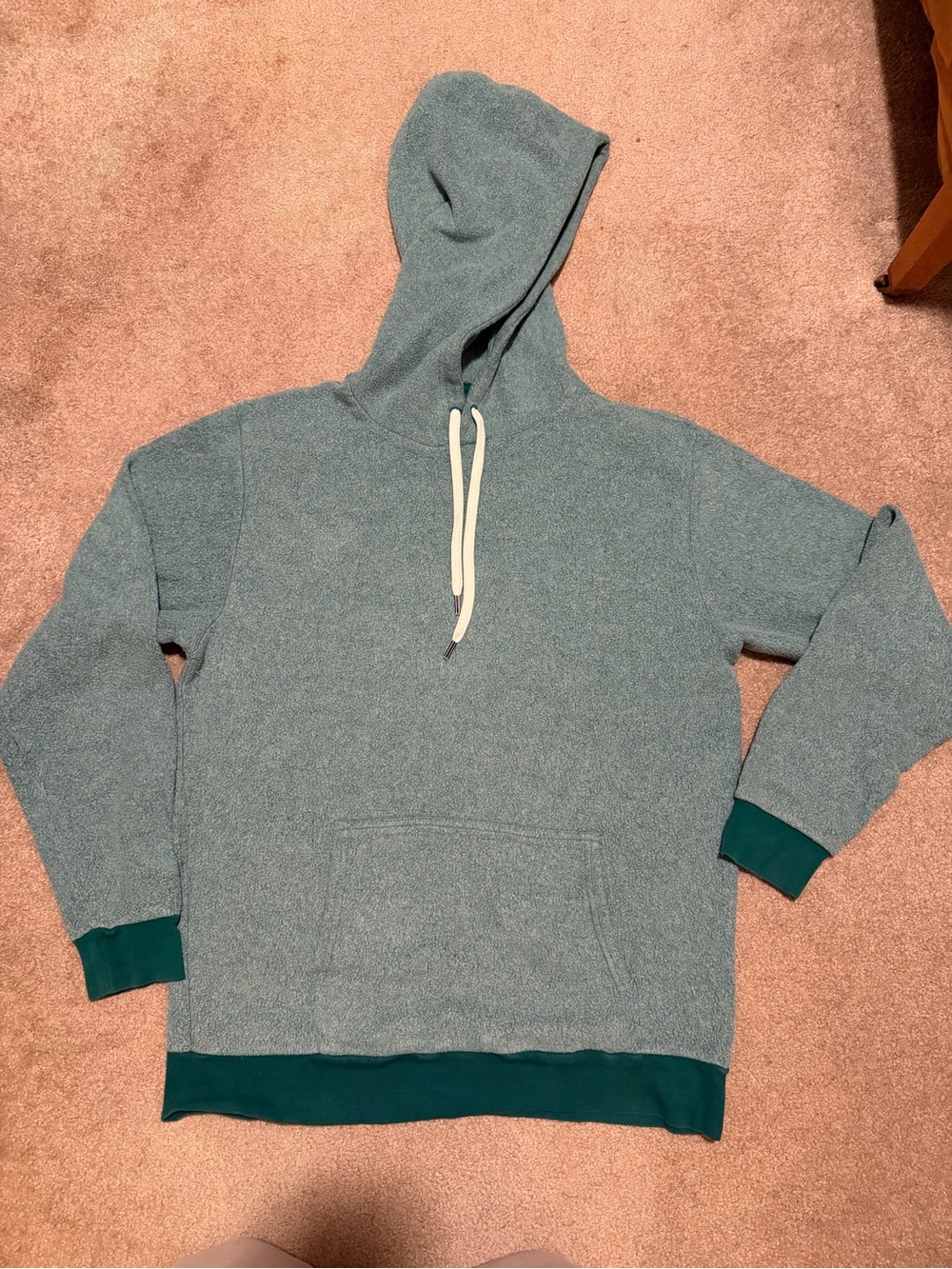 Women’s Seafoam Green Pullover Hoodie with Contrast Trim